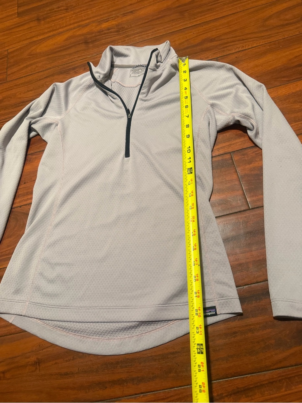 Patagonia Light Gray Women's Half-Zip Performance Pullover - Picture 2 of 7